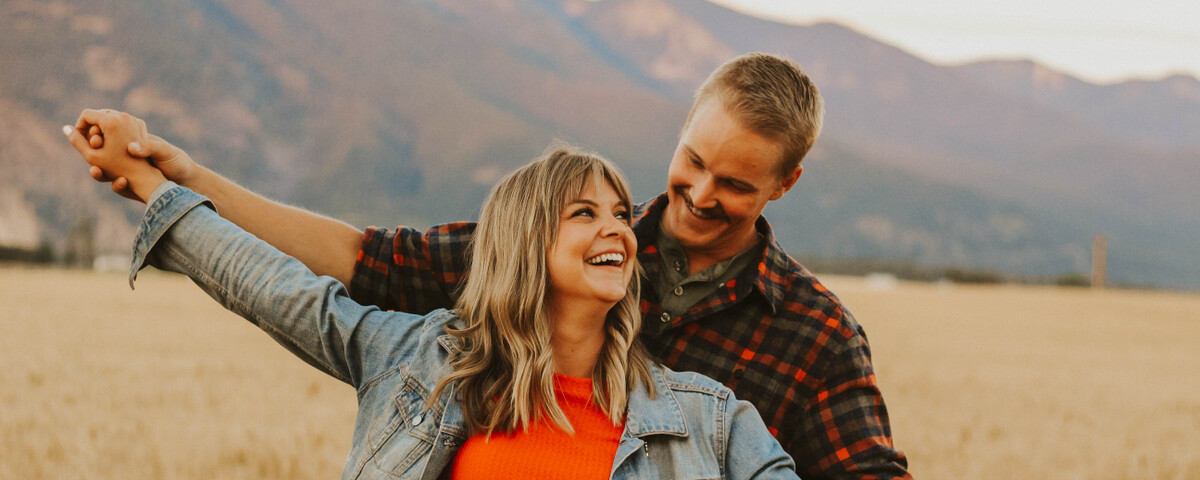 Dear Dahlia Photography and Design